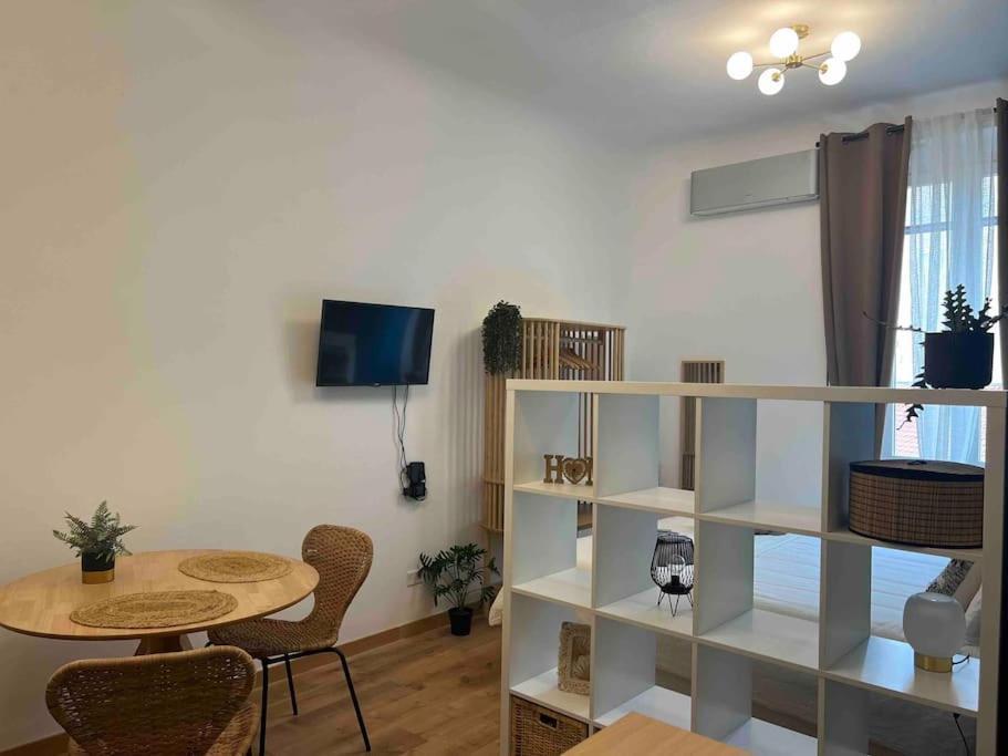 La Regina Delle Locazioni Ai Navigli 1 Apartment Milan Luaran gambar